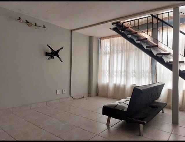 1 BEDROOM APARTMENT FOR SALE IN RICHMOND